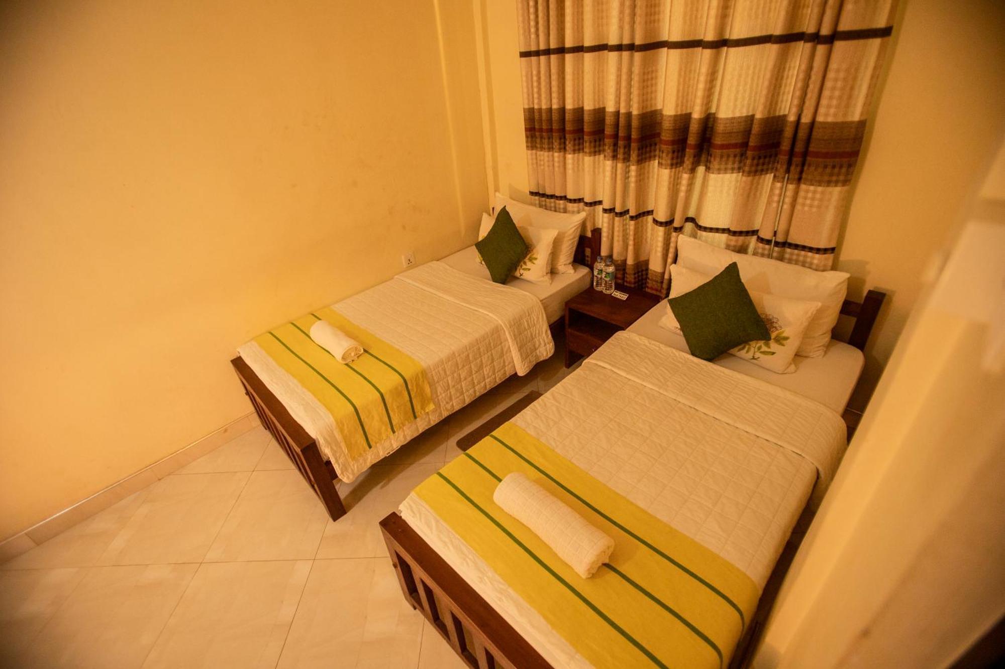 Evergreen Hotel Dambulla Exteriör bild