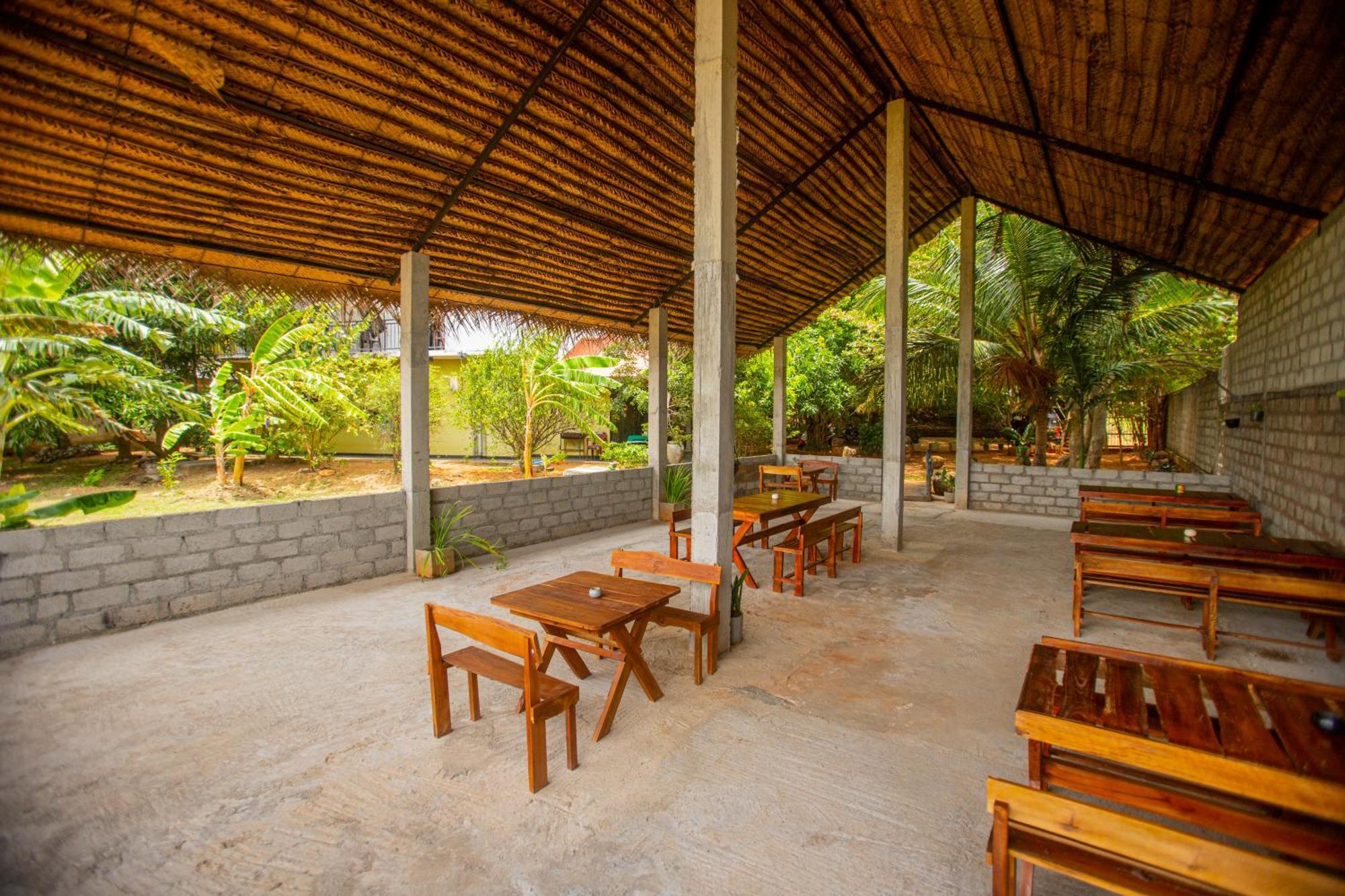Evergreen Hotel Dambulla Exteriör bild